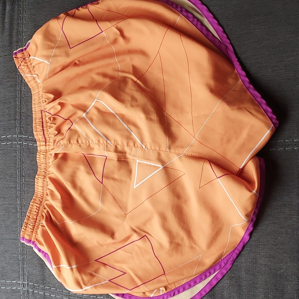 NIKE DRI-FIT Athletic Shorts Women's Sz Large - Picture 4 of 6